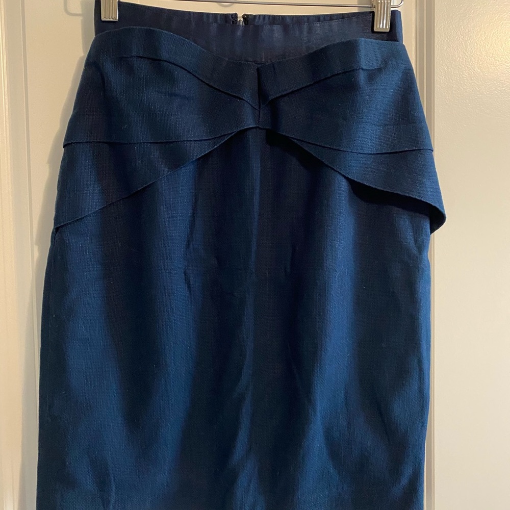 High waisted pencil skirt